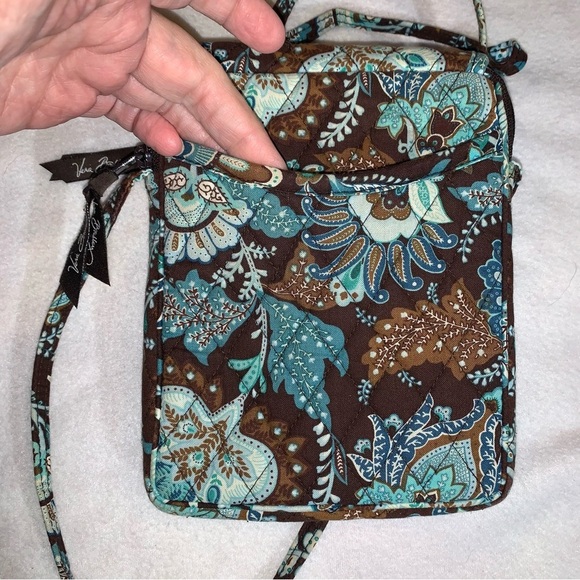 *READ DESCRIPTION* Vera Bradley Java Blue Paisley Small Quilted Crossbody Bag - Picture 5 of 6
